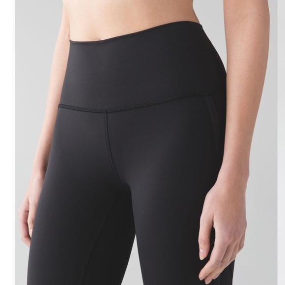Lululemon Black Minimalist Tight Luxtreme - Picture 5 of 9
